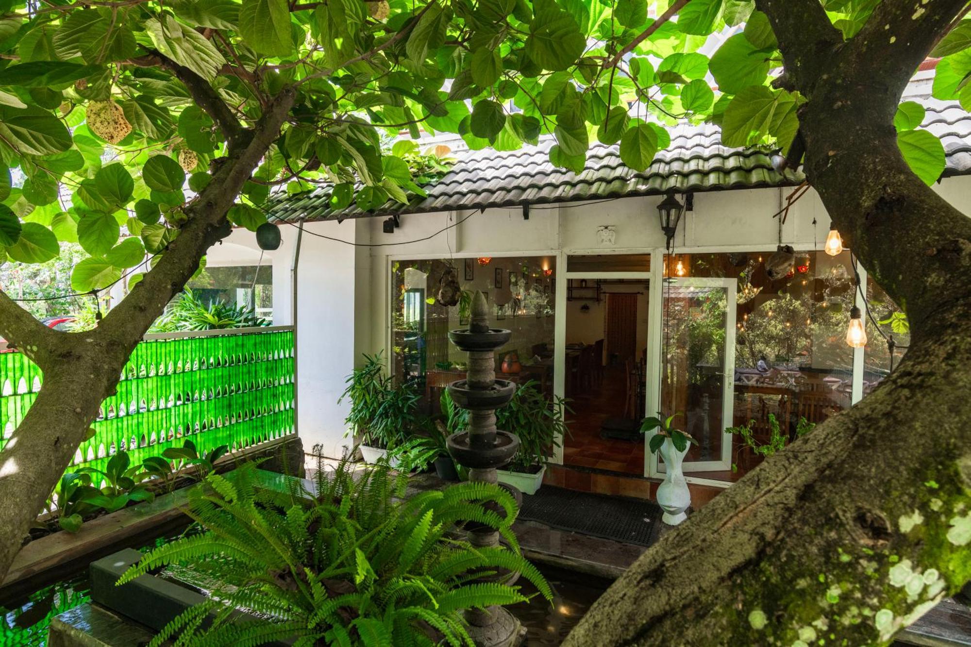 Tea Harvester Resort Munnar